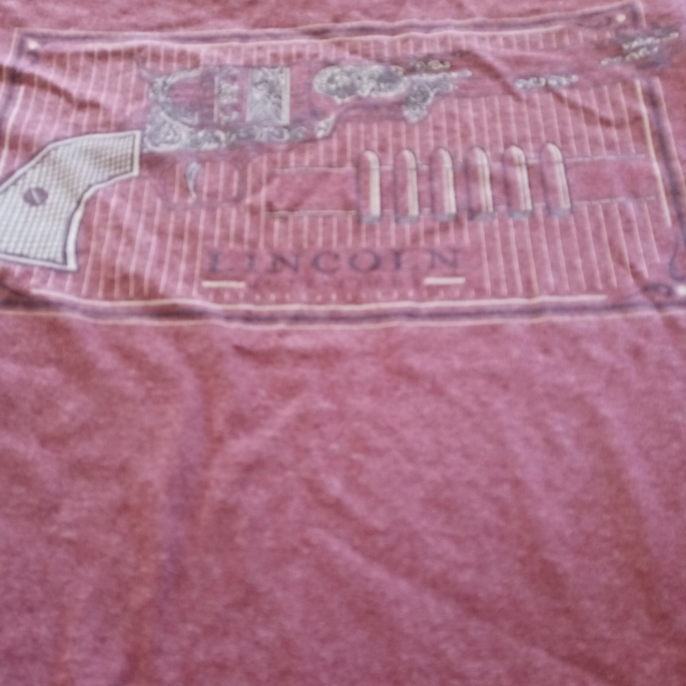 Lincoln outfitters t-shirt